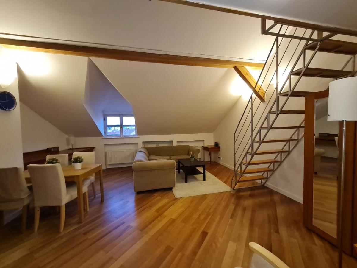 Astronomical Clock Apartments Прага Екстер'єр фото